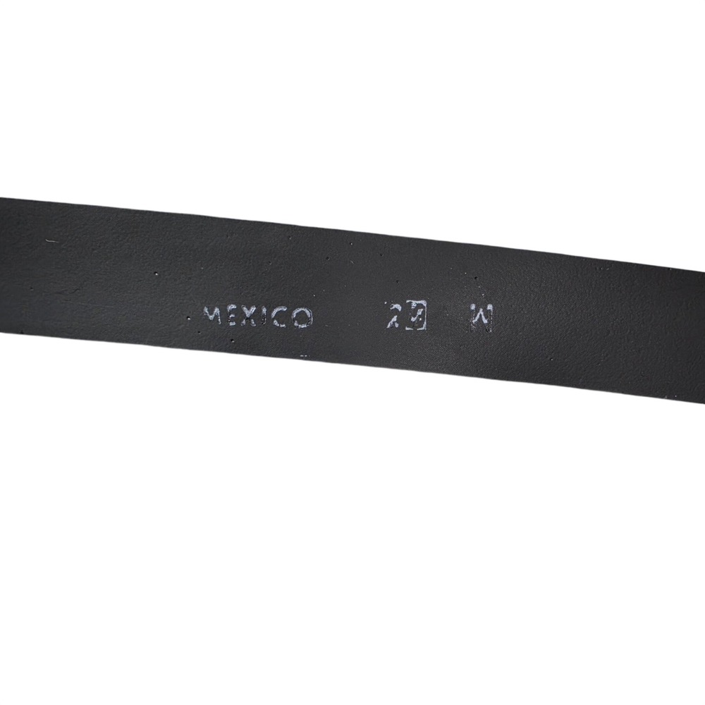 Belt Unbranded 28W Womens Black Excellent Leather Silver Buckle Mexico Made - Picture 3 of 5